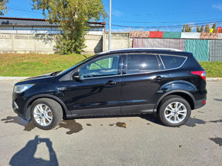 Ford Kuga foto 2