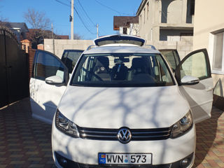 Volkswagen Touran foto 8