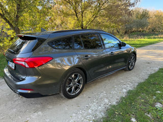 Ford Focus ST foto 4