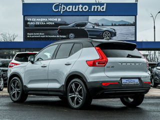 Volvo XC40 foto 2