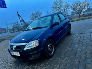 Dacia Logan foto 4