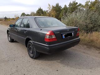 Mercedes C Class foto 4