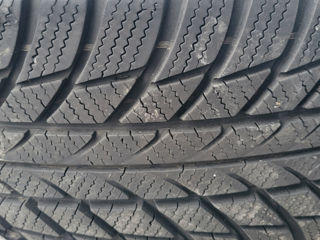 215 65 17 Bridgestone  starea foarte buna