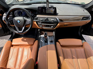 BMW 5 Series foto 16