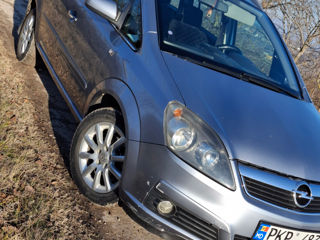 Opel Zafira foto 8