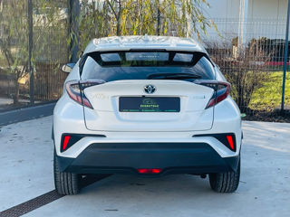 Toyota C-HR foto 19