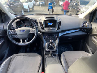 Ford Kuga foto 14