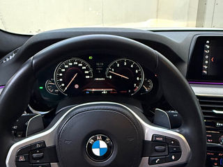 BMW 5 Series foto 6