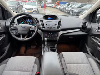 Ford Escape foto 16