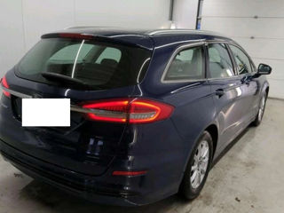 Ford Mondeo foto 3