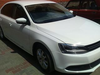 Volkswagen Jetta foto 5