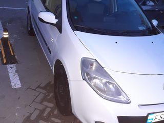 Renault Clio foto 5