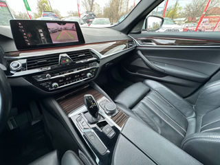 BMW 5 Series foto 14