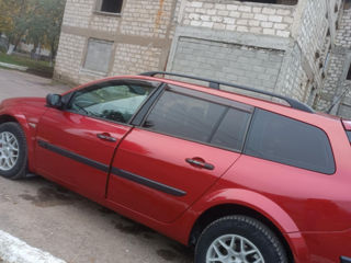 Renault Megane foto 2