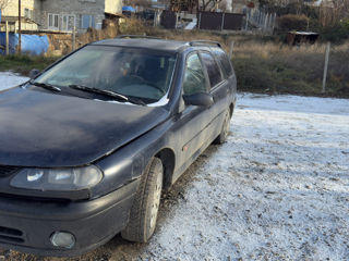 Renault Laguna foto 2