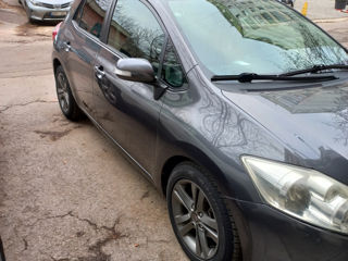 Toyota Auris foto 2