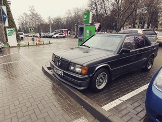 Mercedes 190 foto 8