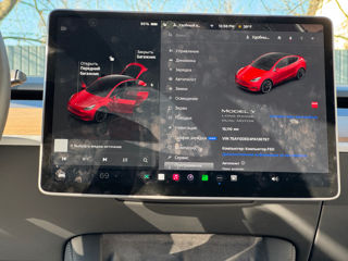 Tesla Model Y foto 4