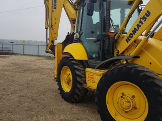 Эксковатор Komatsu  WB93S foto 5