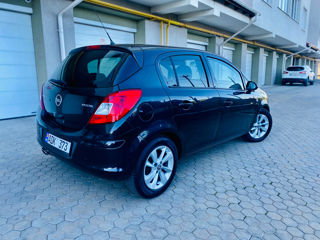 Opel Corsa foto 1