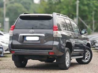 Toyota Land Cruiser Prado foto 3