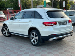 Mercedes GLC foto 4