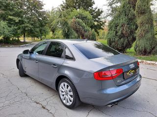 Audi A4 foto 6