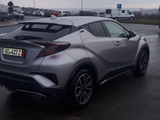 Toyota C-HR foto 3