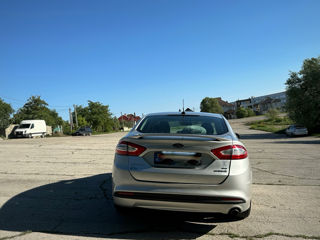 Ford Fusion foto 3