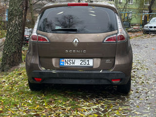 Renault Scenic foto 2