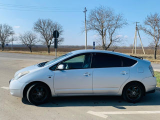 Toyota Prius foto 4