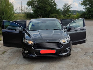 Ford Mondeo foto 5