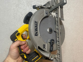 DeWalt DCS572