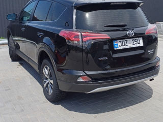 Toyota Rav 4 foto 6