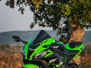 Kawasaki Ninja zx-10r foto 2