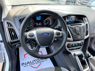 Ford Focus foto 7