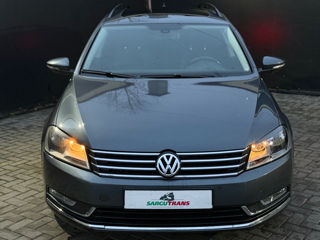 Volkswagen Passat foto 3