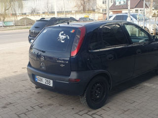 Opel Corsa foto 4