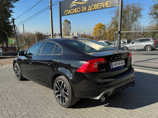 Volvo S60 foto 4