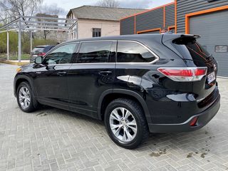 Toyota Highlander foto 5