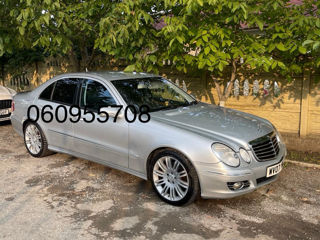 Mercedes E-Class foto 3