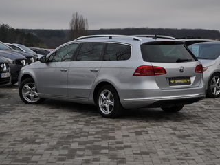 Volkswagen Passat foto 4