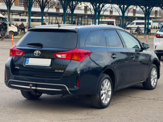 Toyota Auris foto 7