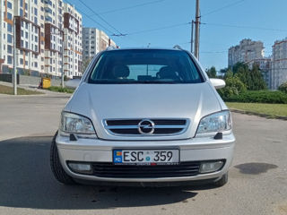 Opel Zafira foto 10