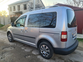 Volkswagen Caddy foto 2