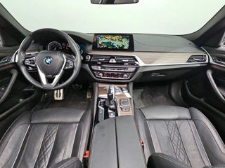 BMW 5 Series foto 7