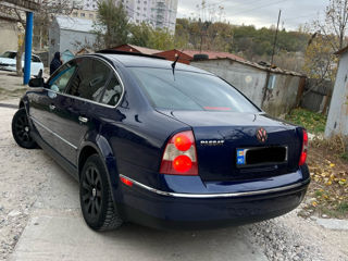 Volkswagen Passat foto 2