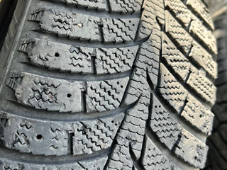 Продам 4 б.у шины 185/60 R15 Laufenn Winter ( Hankook ) foto 5