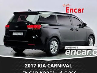 KIA Carnival foto 3