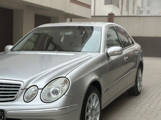 Mercedes E-Class foto 5